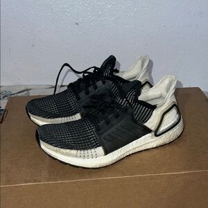 Wmns Adidas Ultraboost 19 OREO (size 7.5)